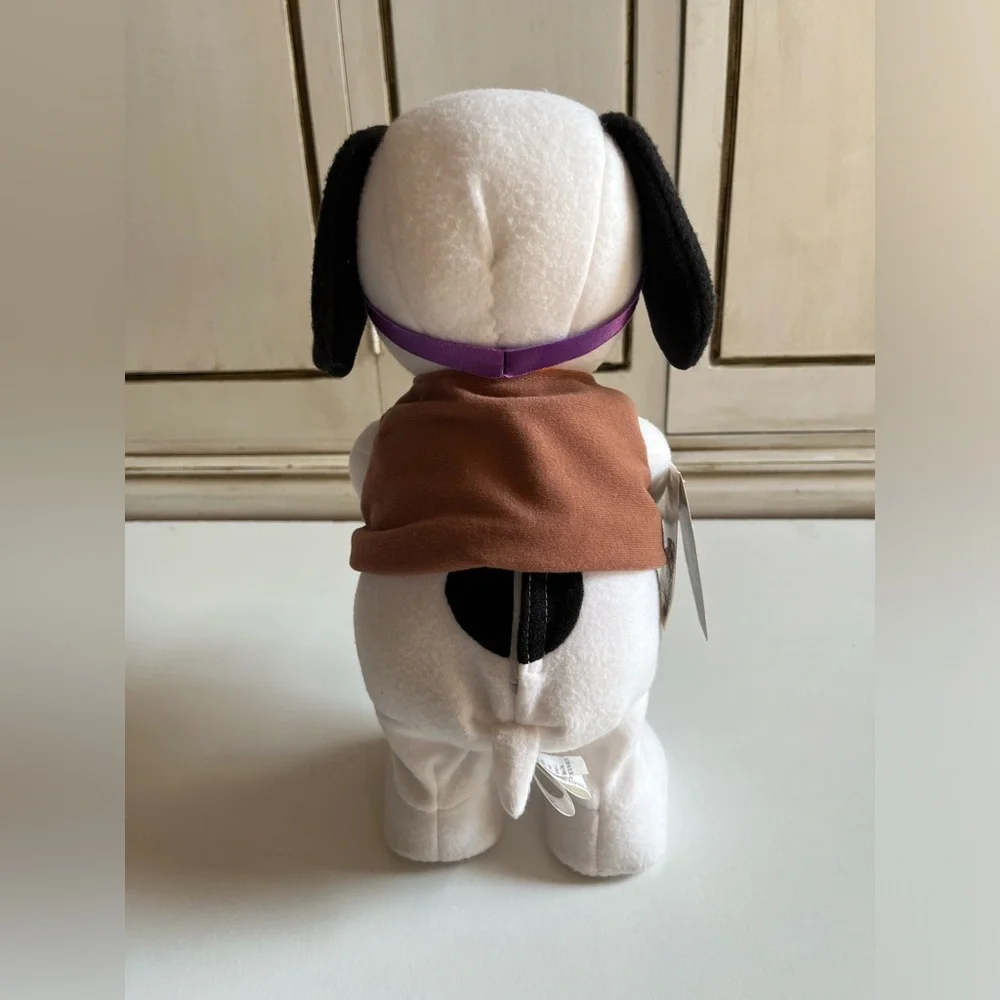 Hallmark tags snoopy